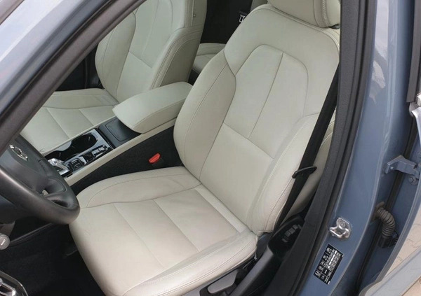 Volvo XC 40 cena 119900 przebieg: 81595, rok produkcji 2019 z Knurów małe 232